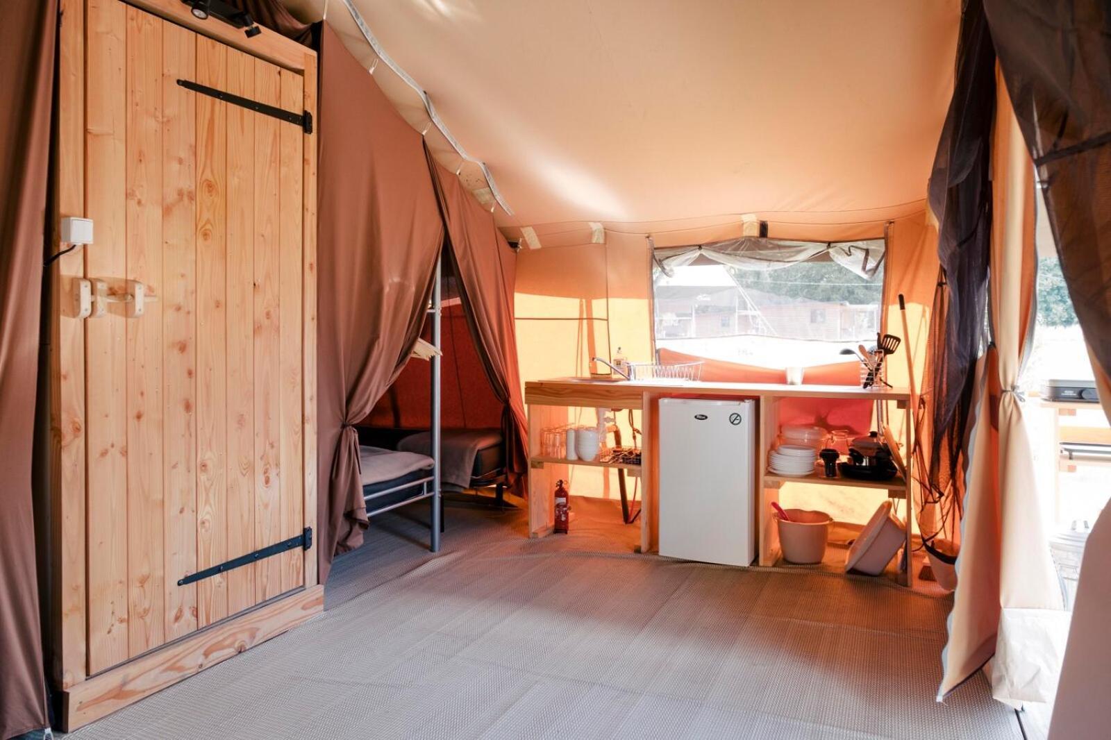 Huttopia Sarlat Habitación foto